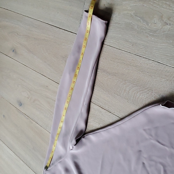 Aritzia Babaton blouse - Picture 6 of 12